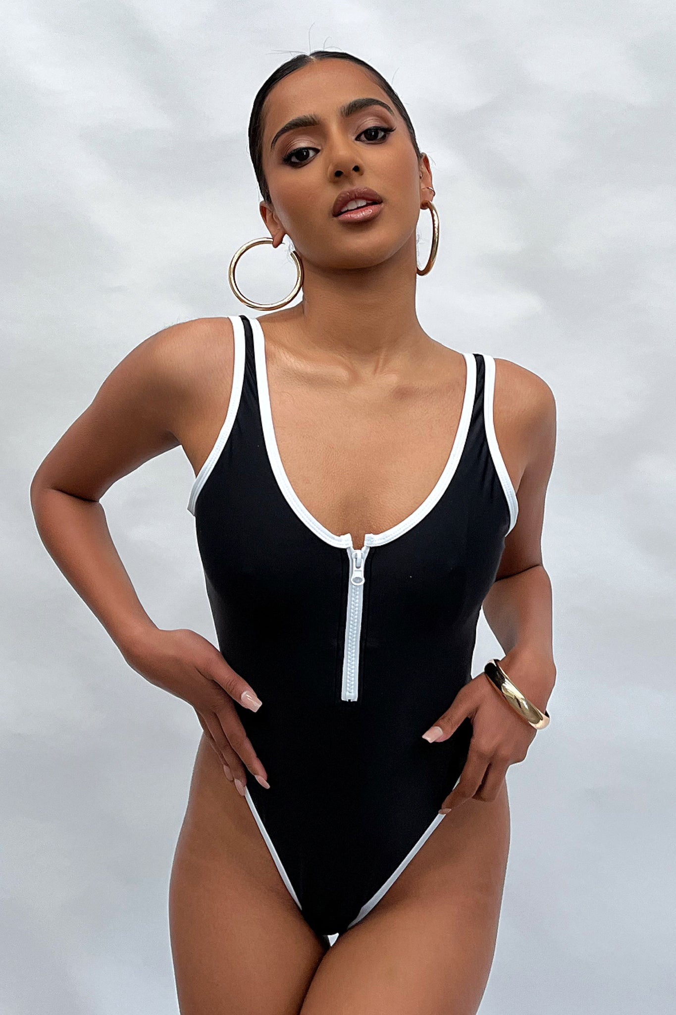 Prime One Piece - Black